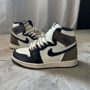 Jordan 1 Retro High Dark Mocha